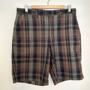 Patagonia Thrift Seersucker Plaid Shorts Size 32 Men’s Organic Cotton Blend